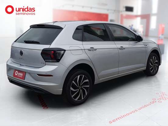 VOLKSWAGEN-POLO-1.0 170 TSI HIGHLINE AUTOMÁTICO VOLKSWAGEN-POLO-2024