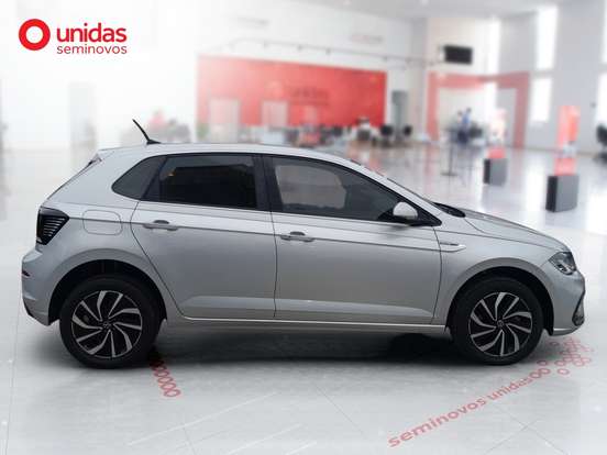 VOLKSWAGEN-POLO-1.0 170 TSI HIGHLINE AUTOMÁTICO VOLKSWAGEN-POLO-2024
