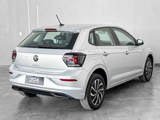 VOLKSWAGEN-POLO-2025