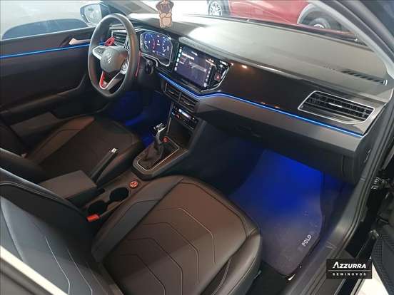 VOLKSWAGEN-POLO-2025