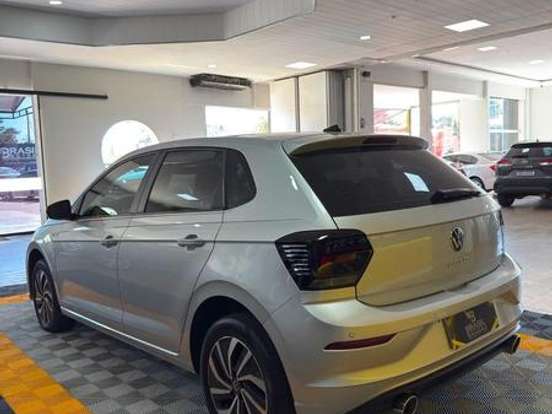VOLKSWAGEN-POLO-1.0 170 TSI HIGHLINE AUTOMÁTICO VOLKSWAGEN-POLO-2023