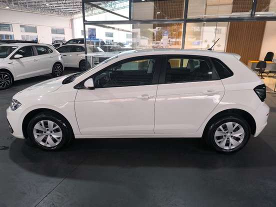 VOLKSWAGEN-POLO-2024