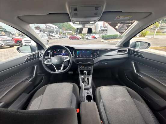VOLKSWAGEN-POLO-2025
