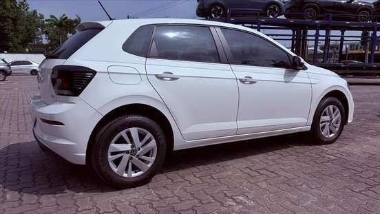 VOLKSWAGEN-POLO-2025