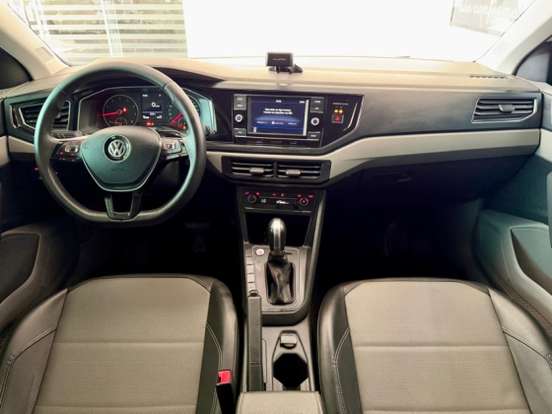 VOLKSWAGEN-POLO-1.0 200 TSI COMFORTLINE AUTOMÁTICO VOLKSWAGEN-POLO-2020