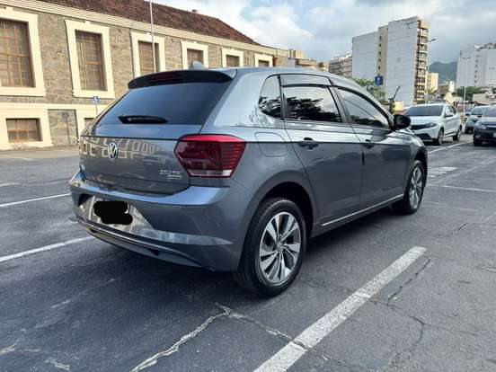 VOLKSWAGEN-POLO-2019