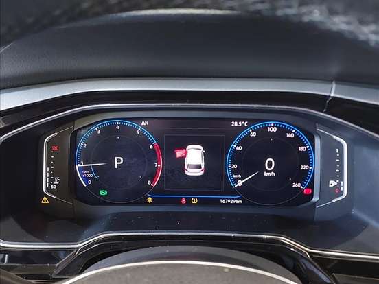 VOLKSWAGEN-POLO-1.0 200 TSI HIGHLINE AUTOMÁTICO VOLKSWAGEN-POLO-2018