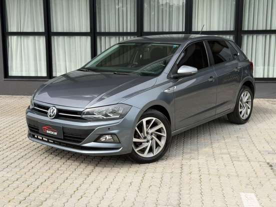 VOLKSWAGEN-POLO-2019