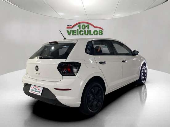 VOLKSWAGEN-POLO-2023