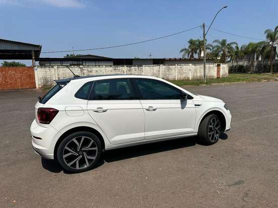 VOLKSWAGEN-POLO-2024