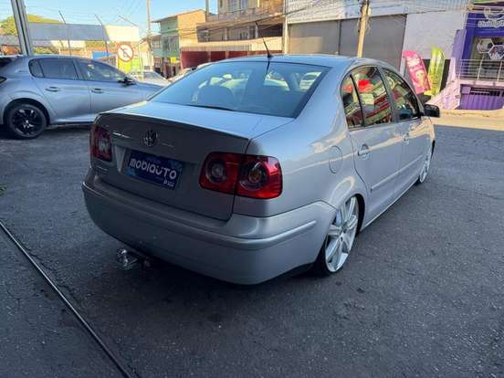 VOLKSWAGEN-POLO SEDAN-1.6 8V GASOLINA 4P MANUAL VOLKSWAGEN-POLO SEDAN-2007