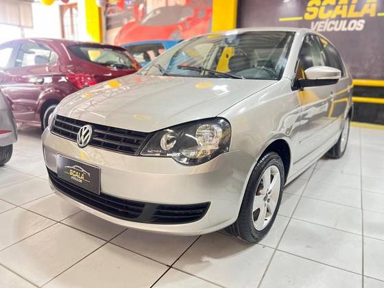 VOLKSWAGEN POLO SEDAN 1.6 MI 8V FLEX 4P MANUAL