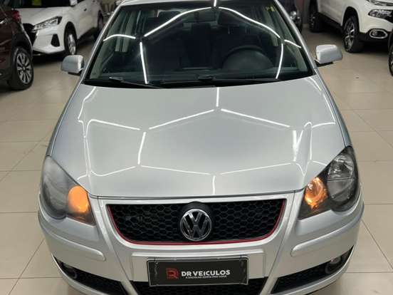 VOLKSWAGEN-POLO SEDAN-1.6 MI COMFORTLINE 8V FLEX 4P MANUAL VOLKSWAGEN-POLO SEDAN-2010
