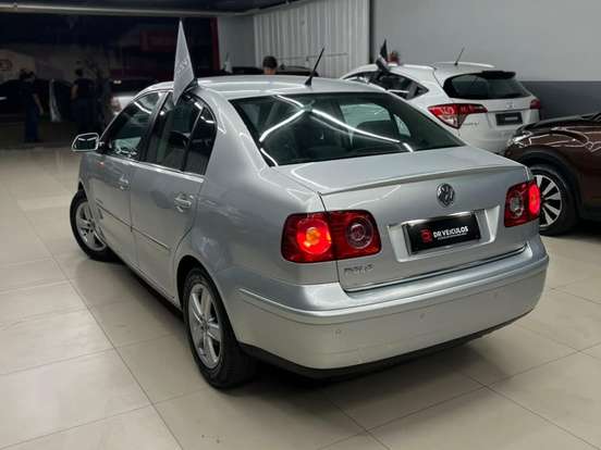 VOLKSWAGEN-POLO SEDAN-1.6 MI COMFORTLINE 8V FLEX 4P MANUAL VOLKSWAGEN-POLO SEDAN-2010