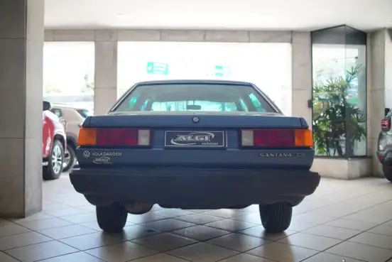 VOLKSWAGEN-SANTANA-1986
