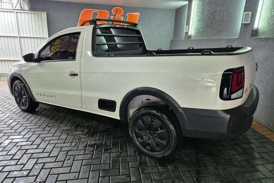 VOLKSWAGEN-SAVEIRO-2024