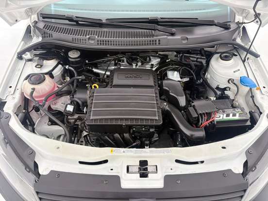 VOLKSWAGEN-SAVEIRO-2023