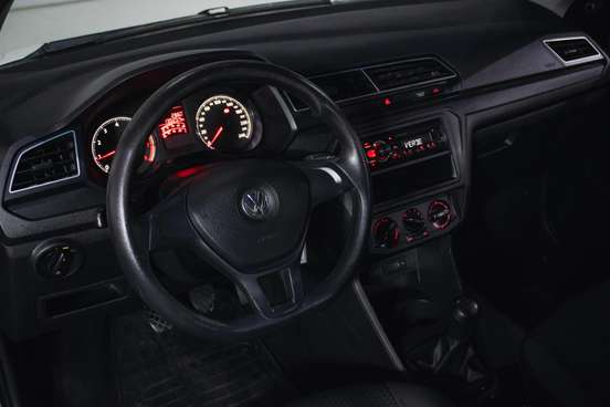 VOLKSWAGEN-SAVEIRO-2023