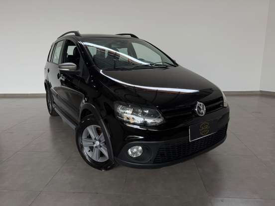 VOLKSWAGEN-SPACE CROSS-2012