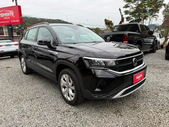 VOLKSWAGEN-TAOS-2023