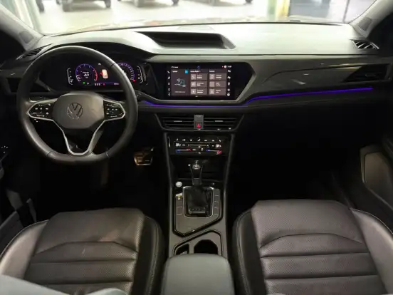VOLKSWAGEN-TAOS-2024
