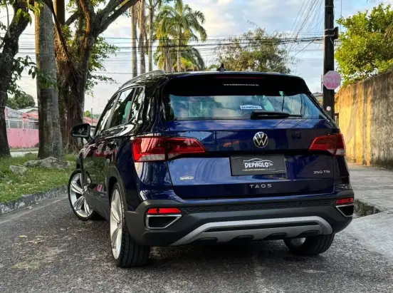 VOLKSWAGEN-TAOS-2022