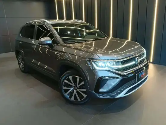 VOLKSWAGEN-TAOS-2023