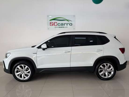 VOLKSWAGEN-TAOS-2023