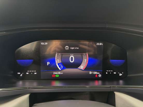 VOLKSWAGEN-TAOS-2023