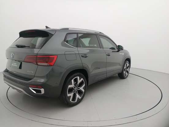 VOLKSWAGEN-TAOS-1.4 250 TSI TOTAL FLEX HIGHLINE AUTOMÁTICO VOLKSWAGEN-TAOS-2024