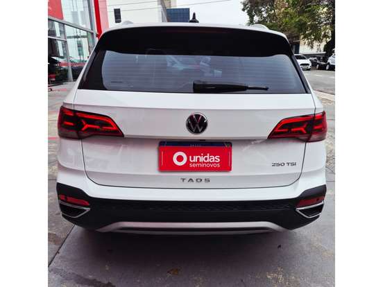 VOLKSWAGEN-TAOS-1.4 250 TSI TOTAL FLEX HIGHLINE AUTOMÁTICO VOLKSWAGEN-TAOS-2024