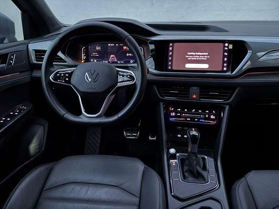 VOLKSWAGEN-TAOS-2024