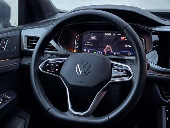 VOLKSWAGEN-TAOS-2024