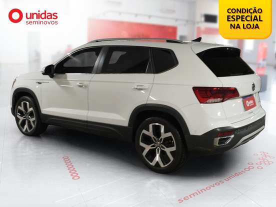 VOLKSWAGEN-TAOS-1.4 250 TSI TOTAL FLEX HIGHLINE AUTOMÁTICO VOLKSWAGEN-TAOS-2024