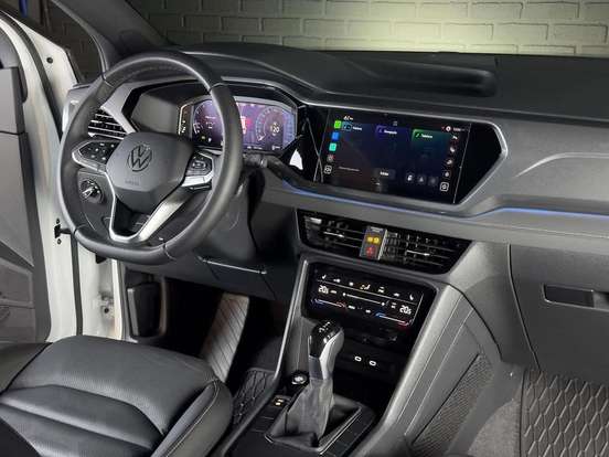 VOLKSWAGEN-TAOS-1.4 250 TSI TOTAL FLEX HIGHLINE AUTOMÁTICO VOLKSWAGEN-TAOS-2025