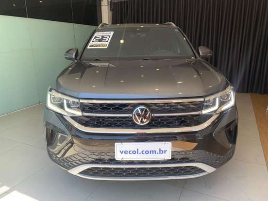VOLKSWAGEN-TAOS-2023