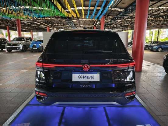 VOLKSWAGEN-TAOS-2025