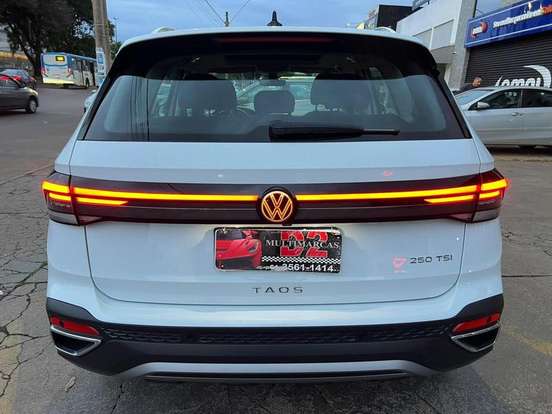 VOLKSWAGEN-TAOS-1.4 250 TSI TOTAL FLEX HIGHLINE AUTOMÁTICO VOLKSWAGEN-TAOS-2026