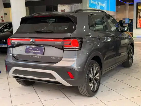 VOLKSWAGEN-T-CROSS-2024