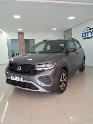 VOLKSWAGEN T-CROSS 1.0 200 TSI TOTAL FLEX AUTOMÁTICO