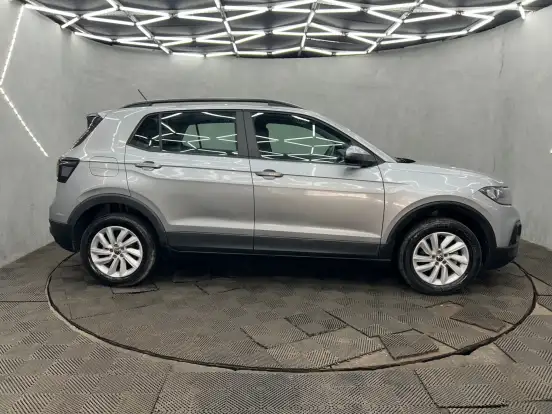 VOLKSWAGEN-T-CROSS-2024