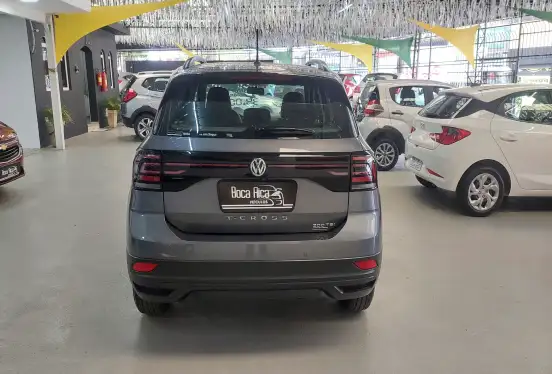 VOLKSWAGEN-T-CROSS-2020