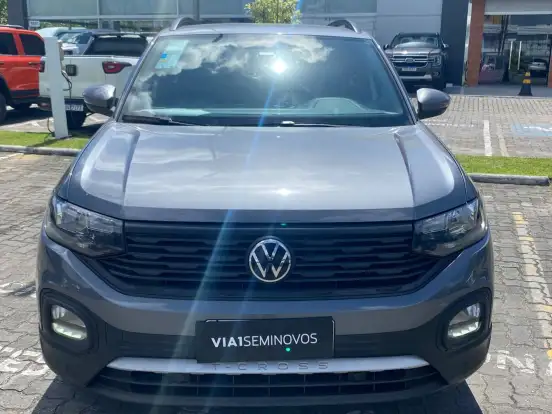 VOLKSWAGEN-T-CROSS-2023