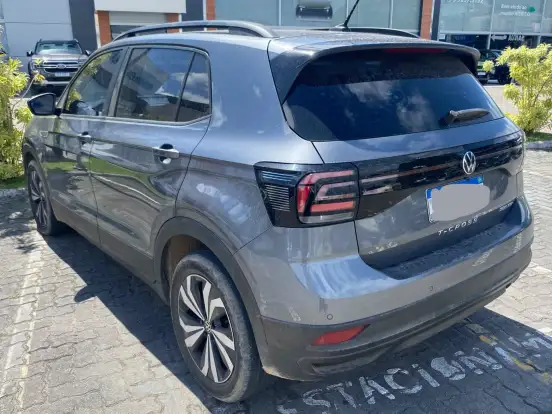 VOLKSWAGEN-T-CROSS-2023