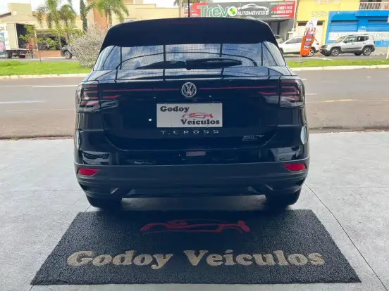 VOLKSWAGEN-T-CROSS-2019
