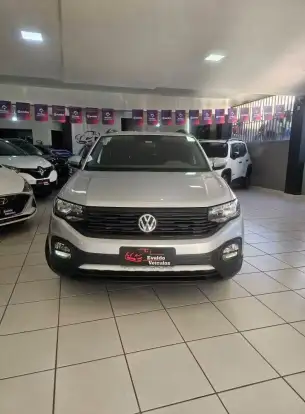 VOLKSWAGEN-T-CROSS-2020