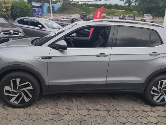 VOLKSWAGEN-T-CROSS-1.4 250 TSI TOTAL FLEX HIGHLINE AUTOMÁTICO VOLKSWAGEN-T-CROSS-2025