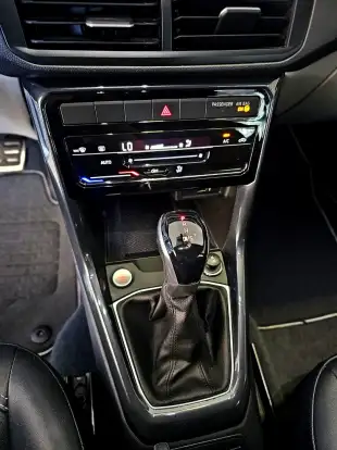 VOLKSWAGEN-T-CROSS-2022