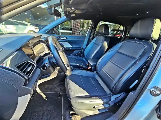 VOLKSWAGEN-T-CROSS-2022