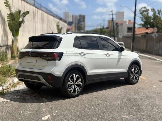 VOLKSWAGEN-T-CROSS-2025